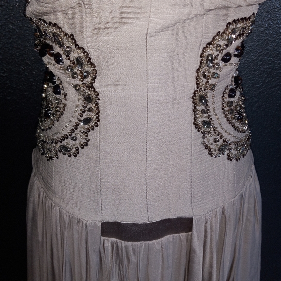 Andy the Anh Designer prom dress. Size 2  . Brand new with tags. Taupe color. - Picture 7 of 9